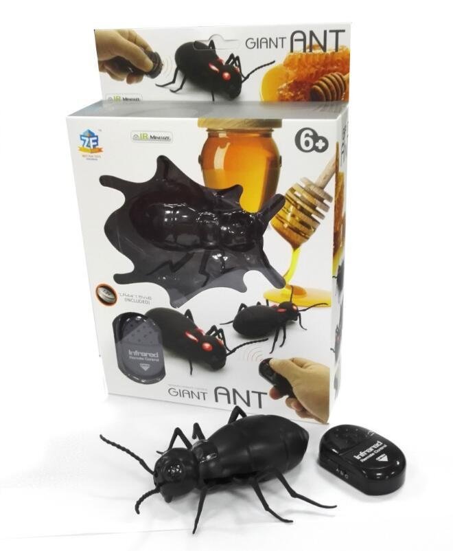 Infrared Remote Control Cockroach Spider Ant Prank Toy - Image 5