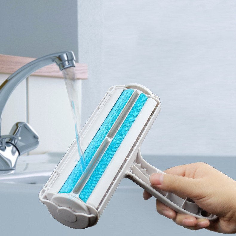Pet roller sticking device - Image 3